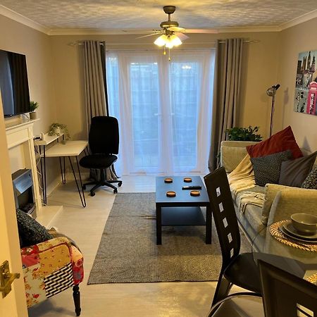 Cosy Corner - 2 Beds, Free Parking, Next To Southampton General Hospital Villa Kültér fotó
