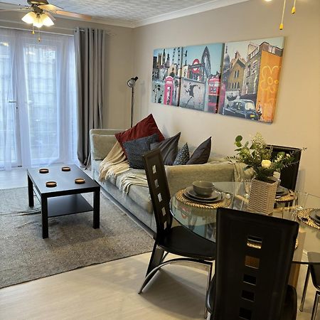 Cosy Corner - 2 Beds, Free Parking, Next To Southampton General Hospital Villa Kültér fotó