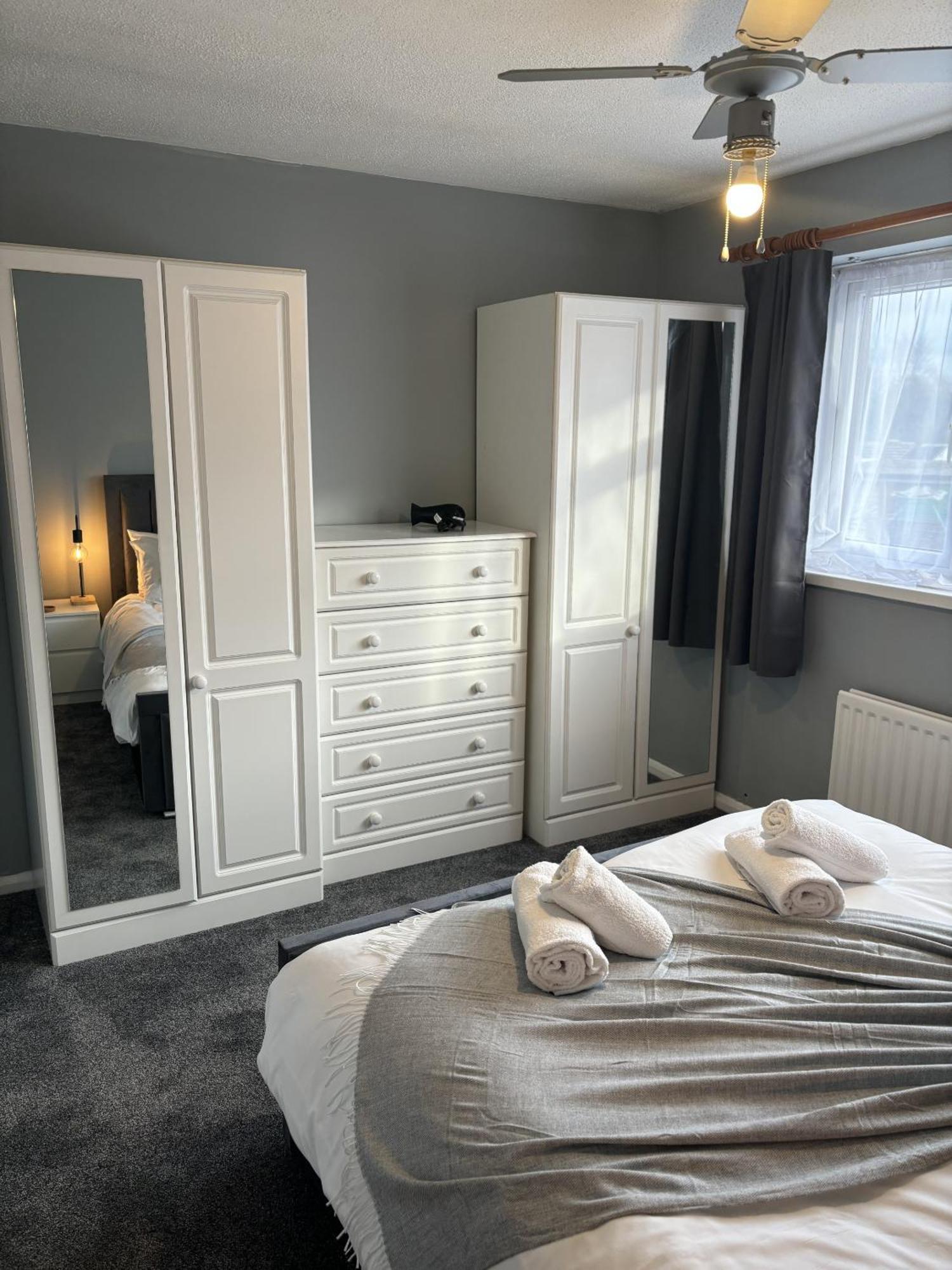 Cosy Corner - 2 Beds, Free Parking, Next To Southampton General Hospital Villa Kültér fotó